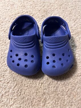 CROCS Toddler Size 4/5 Royal Blue Clog Sandals